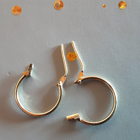 Price Drop! olid 14 K Gold Earrings/ Hoops - Picture 5 of 6